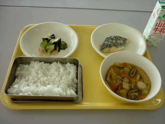 野村学校給食センターの給食の写真