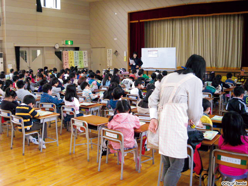 画像：南光台小学校は、南光台コミュニティ・センターで授業を実施
