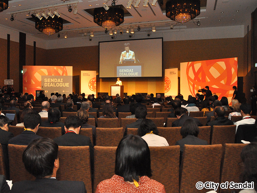 画像：国際通貨基金（IMF）・世界銀行年次総会の特別イベント「防災と開発に関する仙台会合」で、震災の経験と教訓、仙台市の防災の取り組みを発表
