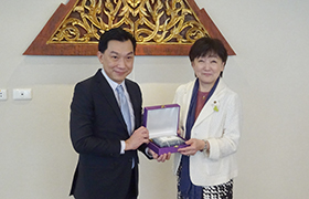 タイ国際航空社長と市長