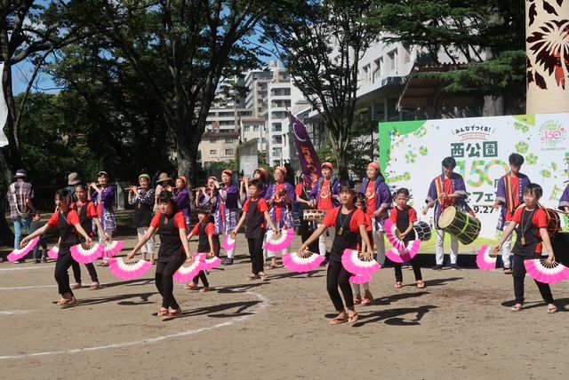 すずめ踊り