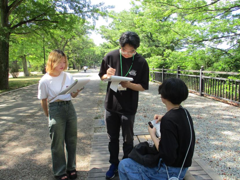 インタビュー調査