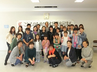 さっと日本語クラブの開講式の集合写真