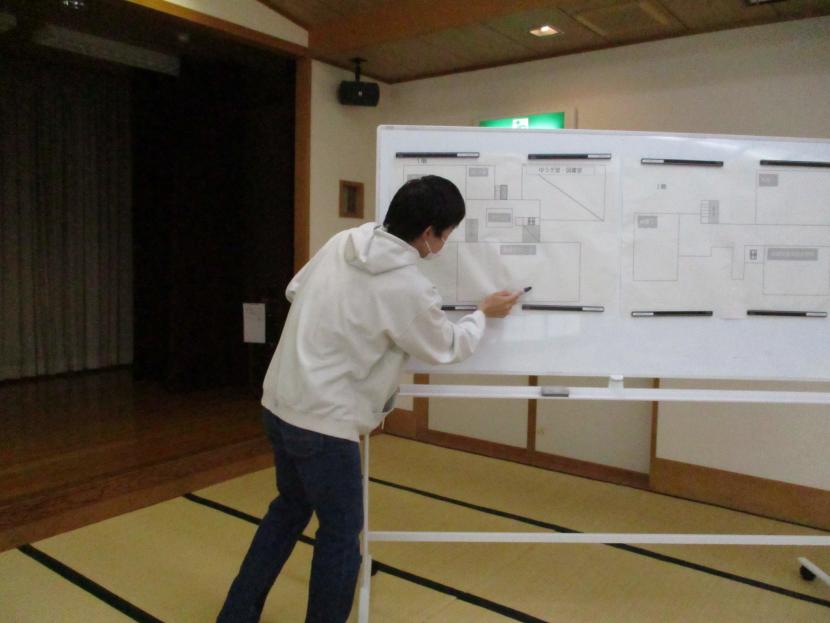 定例会の様子