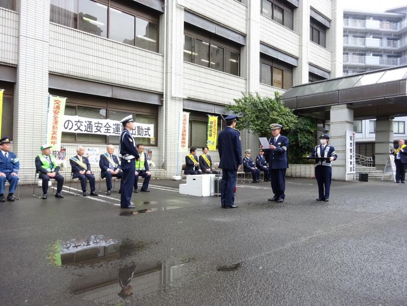 一日署長委嘱式の様子