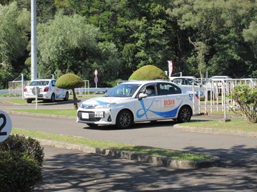 車庫入れを練習している様子