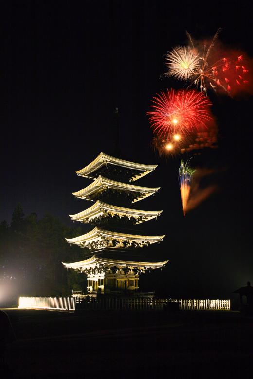 定義如来夏まつり　奉納花火