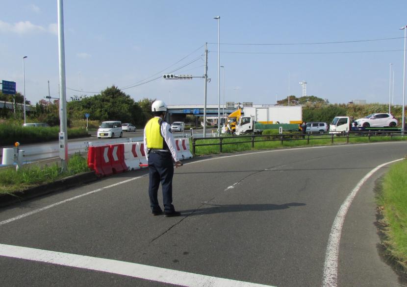 仙台東警察署による交通規制訓練