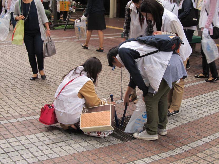 清掃活動の様子1