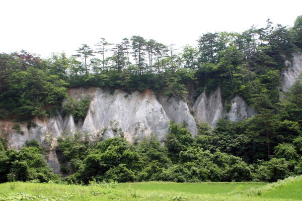 写真／寿連原渓谷