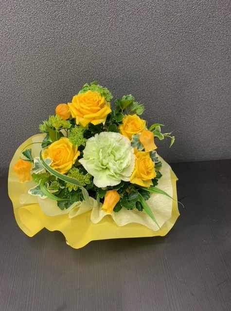 季節の花で可愛いアレンジメントをつくろう