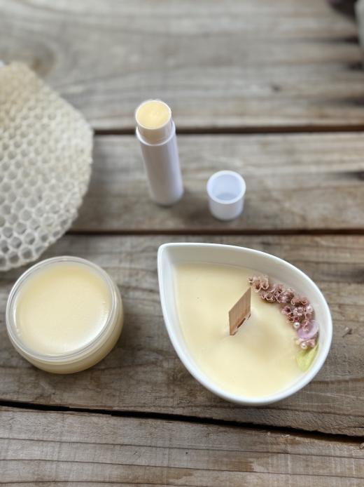 みつばちの贈り物・蜜蝋でつくるリップとハンドクリーム