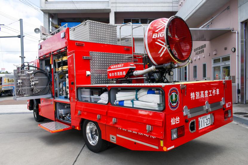 特別高度工作車3