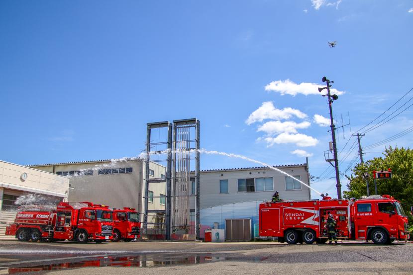 高所放水車・大型化学車・泡原液搬送車5