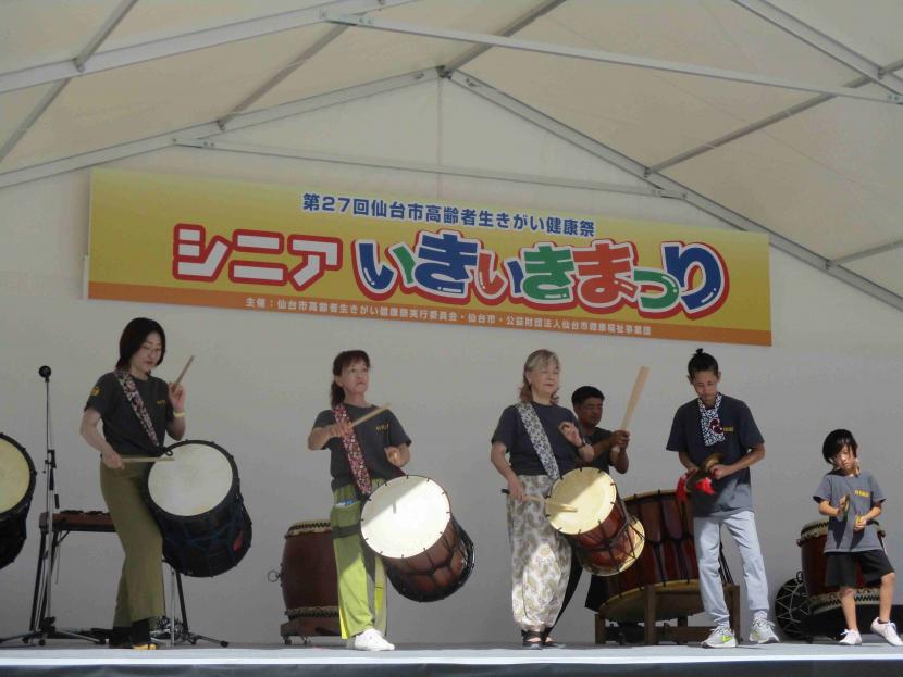 ステージプログラムの様子