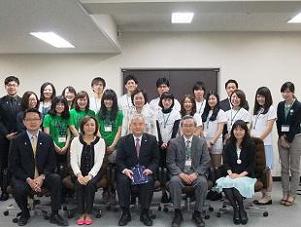 写真/訪問団との集合