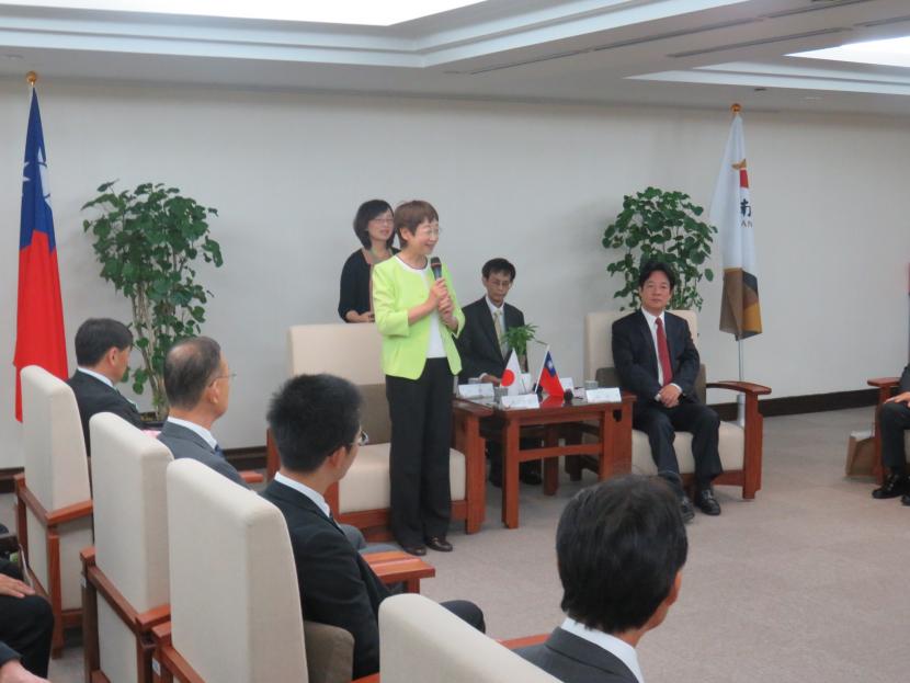 台南市政府表敬