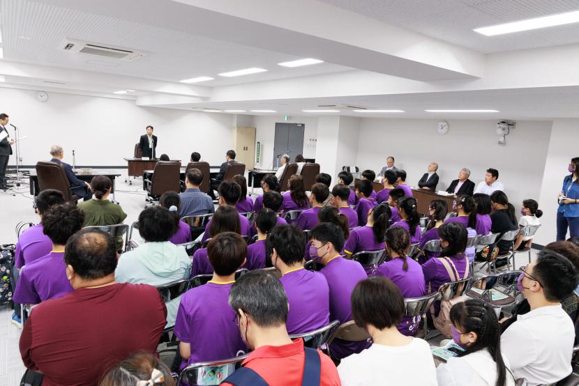 表敬訪問の様子１