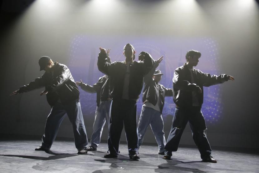 K-POPとK-DANCEに触れ合う　公演団(LYT)写真2