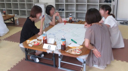 ママカフェの様子