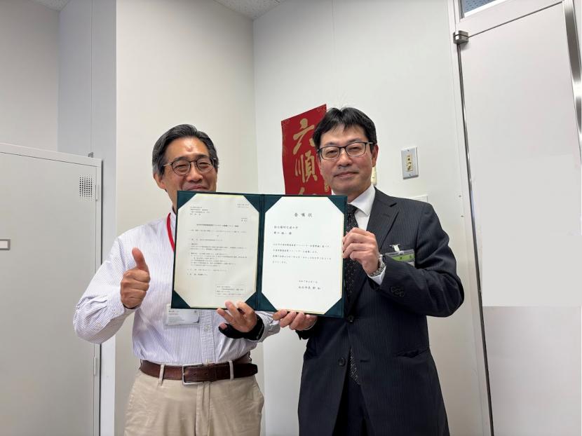 委嘱状授与の様子