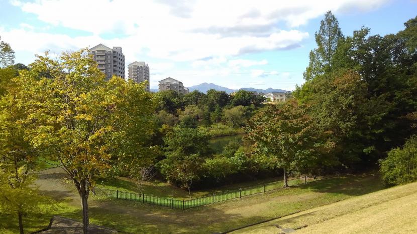 泉ケ岳を望む(撮影:田中宏樹)