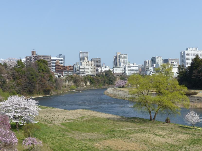 ビル街下の「胡桃淵」