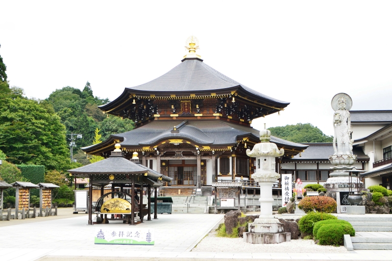 大本堂（撮影：河本悟）