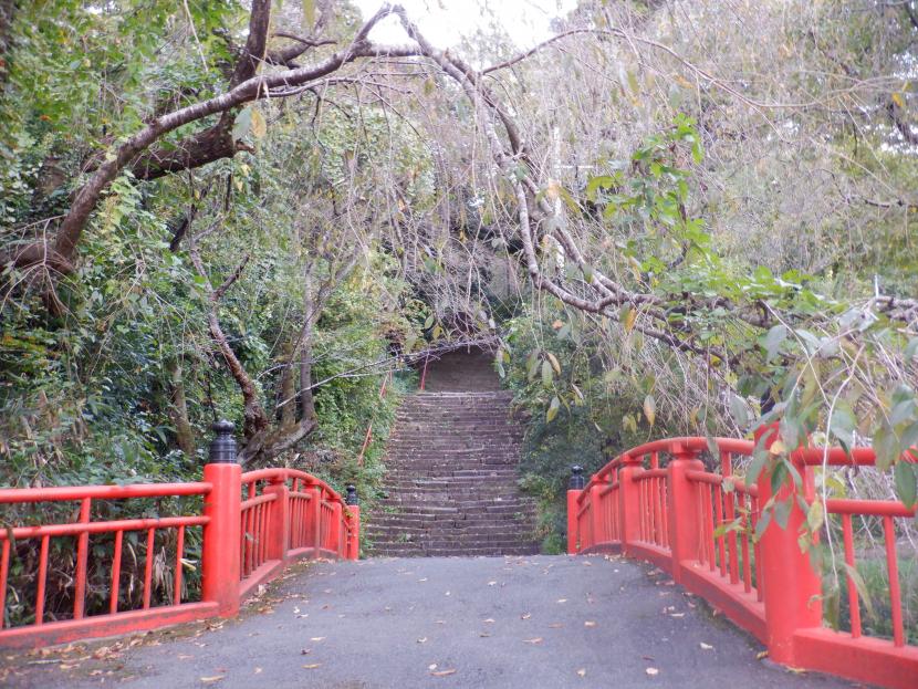 参道入口の橋