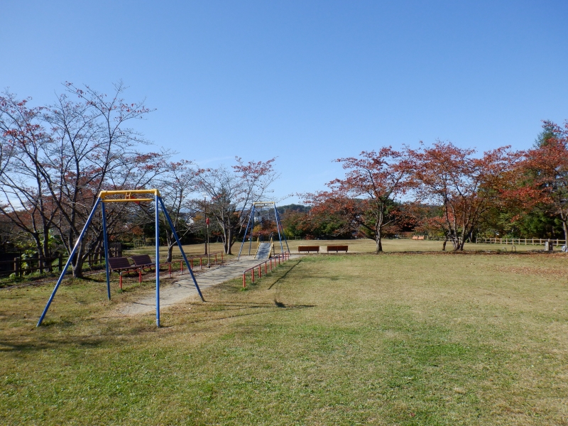 遊具のある広場