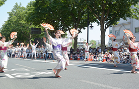 祭りの様子