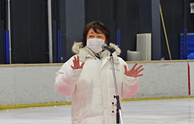 仙台市長杯フィギュアスケート競技会における市長の様子2