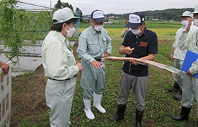 視察の様子