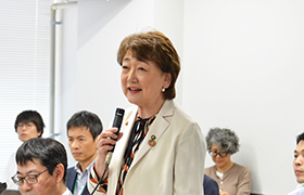 市長が挨拶する様子