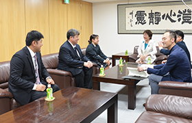 懇談の様子