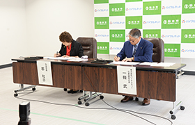 締結式様子