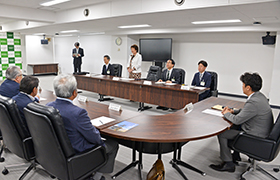 10172贈呈式様子