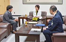 1022懇談の様子