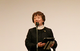 11291いさつする市長