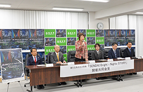 11212会見の様子