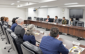 0122表敬会場全体