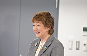 0330あいさつする市長