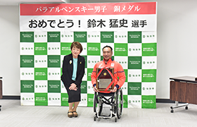 贈呈の様子
