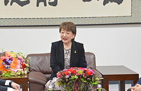 市長アップ