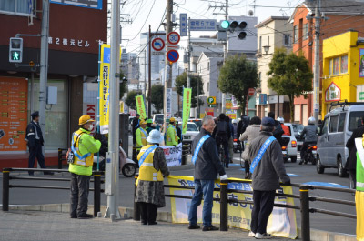 写真：市道宮町通線の街頭キャンペーン