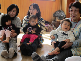 写真：子どもや子育て家庭への支援