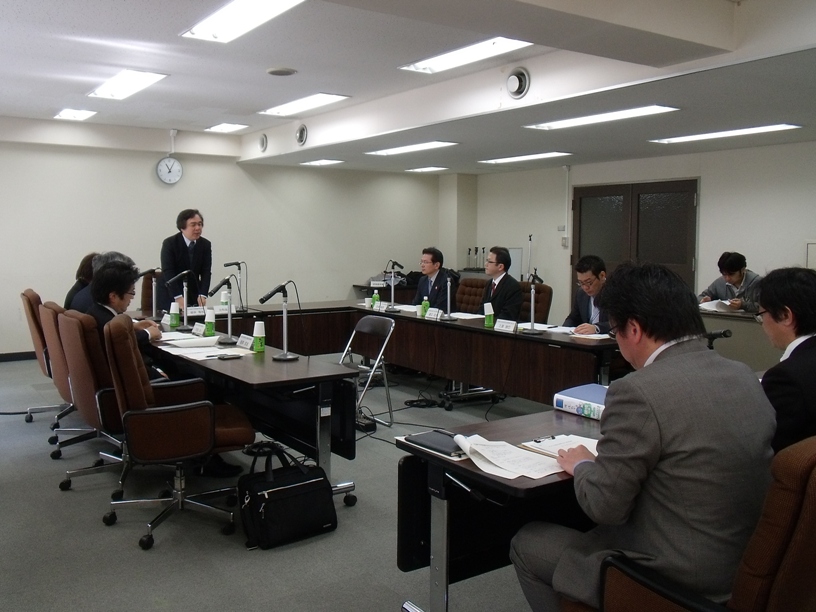 写真：会議の様子