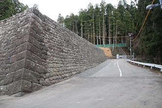 復旧した石垣