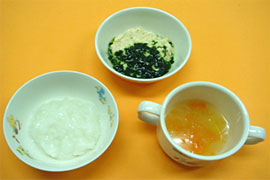 7,8か月ころ　2回食の画像