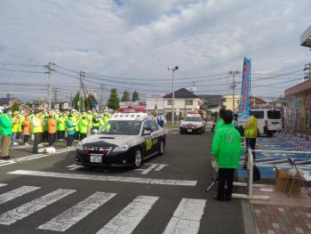 若林警察署のパトカー出動の様子